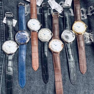白 金340品牌:卡地亚 Cartier 系列:蓝气球系列 款式:经典制作 精品男士腕表,精雕细琢， 机芯:搭载多功能全自动机械机芯 壳套:顶级316精钢表壳