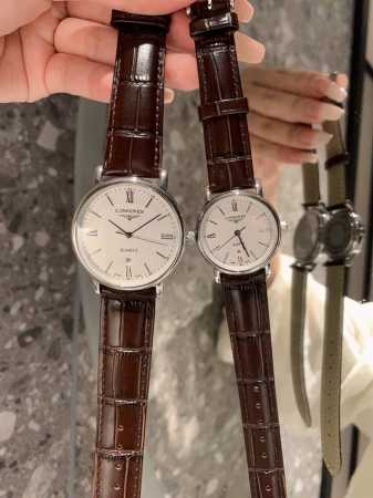 白皮 .金 .钢20七夕特推新款浪琴-LONGINES 情侣对表 原装进口石英机芯 316L精钢表壳 直径男39mm女29mm 厚8mm如果今天的阳光停止了它耀 - 点击图像关闭