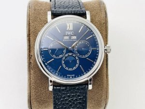 Iws Factory2023诚意推荐 颜值巅峰 倾情演绎 万国iwc旗下最耀眼的明星 万年一瞬 品鉴iwc万国柏涛菲诺万年历腕表 1 机芯 采用8 型自制机芯