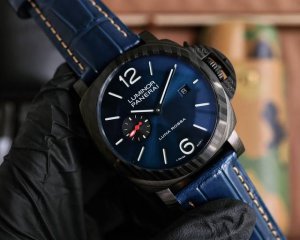 沛纳海 panerai 弧型镀膜玻璃 44Mm*16Mm 迷彩胶表带搭配原装针扣 全自动机械 一款来自硬汉的手表