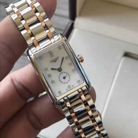 配全套原包装 林志玲同款！浪琴表黛绰维纳20.80 X 32 Mm 石英女士腕表！正品机芯l178石英机芯！拥有低电量提醒功能！石英机芯没电了秒针会四秒一跳！这 - 点击图像关闭