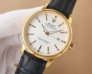 白壳 玫金 最新爆款主推 劳力士 Rolex 男士腕表 采用独特的表盘设计 搭配而来的是更高档奢华的劳力士 初识劳力士必憧憬有朝一日能拥有它 戴上劳力士必顺风顺