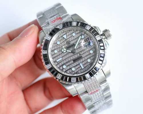 全新字面 三珠钢带的 劳力士rolex 奢华极致满天星版本腕表 手工镶嵌打造 密镶顶级施华洛世奇美钻 奢华品质的诠释 璀璨夺目 魅力绽放 表壳表链全镶满美钻 金