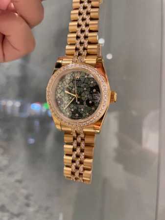 白钻 金钻 劳力士 日志 系列经典女款 实芯五珠钢带-原装压扣 小红书火爆推荐 设计显出独特高贵优雅女神气质！316精钢表壳搭配施华洛世奇水晶钻石，纯手工镶嵌而 - 点击图像关闭