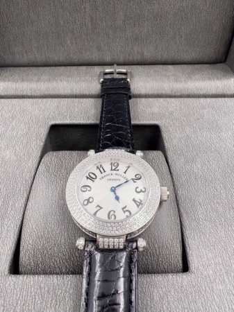 520Fran Muller 法兰克穆拉 型号 Mystery 款式 鑽石腕表 机芯 瑞士石英 尺寸 33Mm 玻璃 普通玻璃 材料 316精钢 表扣 原装扣 - 点击图像关闭