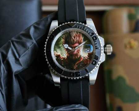 劳力士Rolex 黑神话 悟空 系列顶级玩物毒货，不喜欢撞款街表水鬼的你，他绝对是你的知音。用劳力士最经典的潜航系列水鬼作为原型，经过圈口的二次改装，然后镶嵌顶 - 点击图像关闭