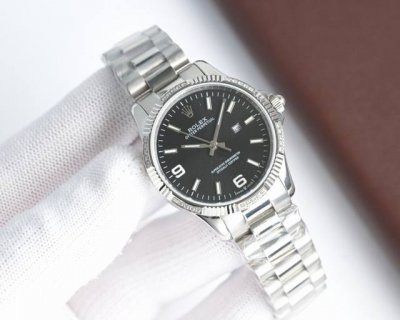 金+50 Ar Factory2025墙裂推荐 全新力作 倾力推荐 市场最新版本 劳 .力士Rolex女装日志型腕表！细节方面： 表壳直径保持与原装一致34Mm