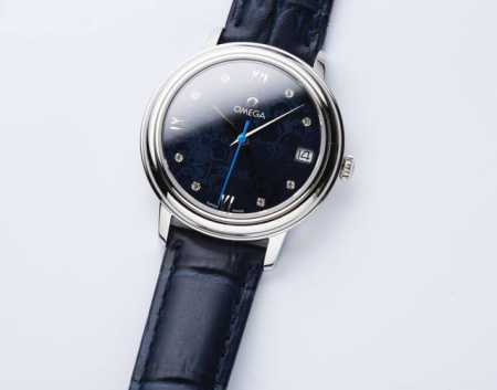 台湾厂出品：白皮 . 金玫20. 钢带20. 本品均已严格经过防水压力测试，防水可达120米 此款出货都以三码合一的形式出货，退换均以三码合一进出，望多理解！ - 点击图像关闭