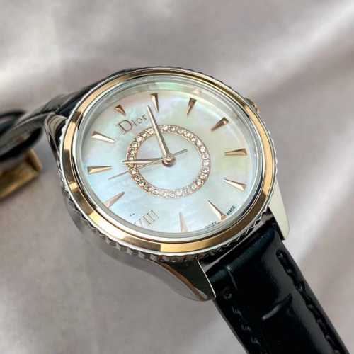 390 Dior 迪奥 最高版本 女士时尚腕表 瑞士石英 33Mm 蓝宝石镜面 原装一比一开模定制 ，Cnc多层品控，所有细节一字不差对齐原装