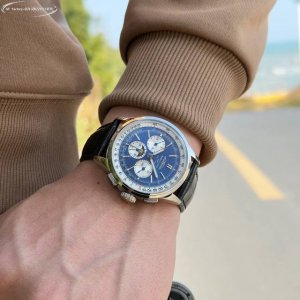 Gf Factory百年灵航空时计系列 依然秉持着原单品质，最顶级的做工，强烈推荐！ 直径 42Mm,同步正品尺寸 表带 采用小牛皮表带与正品表带完全一致，不管