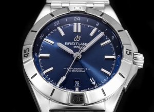 统一价： 百年灵breitling，机械计时系列a32398101M1A1！ Chronomat Automatic Gmt 40 重磅来袭！ 1这款双时区腕表