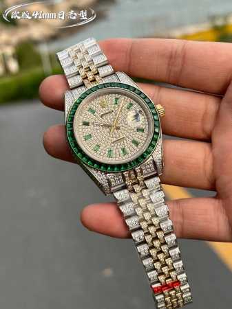 白 -金 欧版毒物41Mm日志型 毒家推荐欧版满钻日志型！ 劳力士rolex 震撼来袭！ 新款蚝式恒动日志系列 41腕表，堪为宝石镶嵌腕表系列之瑰宝。 永恒黄金 - 点击图像关闭
