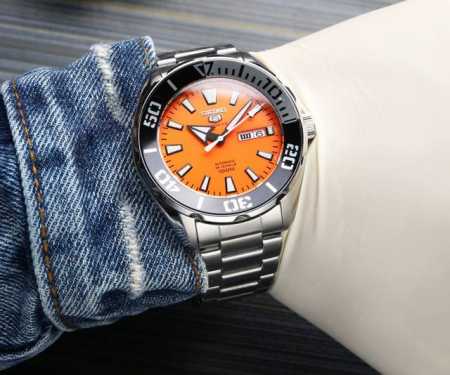 精工-Seiko，一比一复刻，各大电商平台均同步在售。 最新多功能男士腕表，超强夜光！！搭载7S36全自动精工机械机芯 机芯与正品一致 大气新颖的表盘 316精 - 点击图像关闭