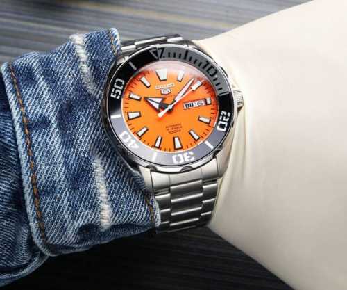 精工-Seiko，一比一复刻，各大电商平台均同步在售。 最新多功能男士腕表，超强夜光！！搭载7S36全自动精工机械机芯 机芯与正品一致 大气新颖的表盘 316精