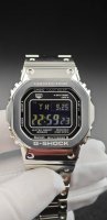 发货实拍，终于出货！小银砖，银色Gmw-B5000D-1Jfb5000 35周年方块钢带表 采用了极为用心的抛光和打磨，显得质感非常高级。经典的G-Shock壳