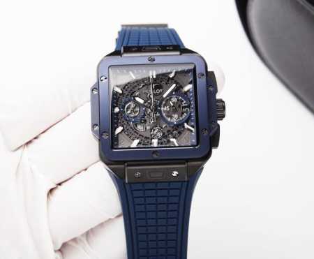 白 . 金20 Hublot 恒宝 秉承“敢为先锋，独树一帜”的品牌理念，推出新款宇舶表square Bang Unico系列 独特的方形设计表盘 采用进口机芯 - 点击图像关闭