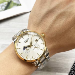 白壳 金壳 钢带20 最新 ：浪琴二针半设计 类型 ：精品男士腕表 表带 ：真牛皮表带 316精钢表带 舒适耐用 机芯 ：高端全自动机械机芯 镜面 ：矿物质强化