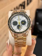 欧米茄。最新款式 类型：精品男士腕表，机芯：进口真六针跑秒石英机芯。镜面：矿物质强化玻璃浮雕精华 浩瀚大气 匠心独运 腕间瑰宝尺寸：直径40Mm厚10Mm热卖上