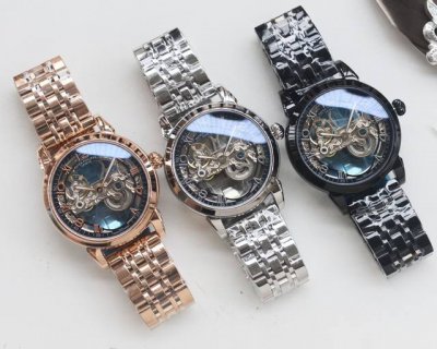 品牌：百达翡丽-Patek Philippe 类型：男士腕表 壳套：顶级版316精钢L 表带：进口小牛皮 316精钢表带 机芯：全自动进口机械机芯 镜面：矿物质