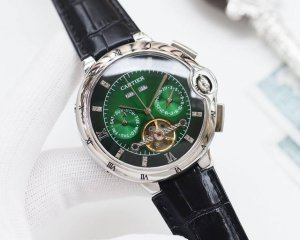 白壳 金壳 品牌：卡地亚-Cartier 类型：男士腕表 壳套：顶级版316精钢l 表带：进口小牛皮表带 机芯：全自动进口机械机芯 镜面：矿物质防刮镜面玻璃 尺