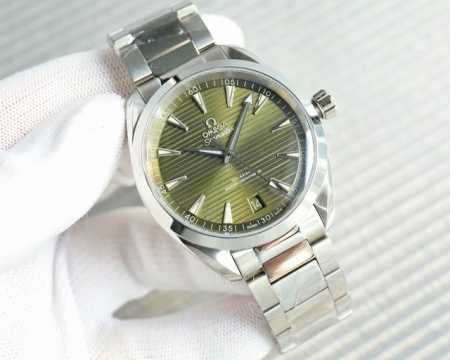欧米茄 Omega 海马系列 150 Cm2 强势来袭，采用独家专用8900一体机芯，摆幅28800，双卜双面镀蓝蓝宝石玻璃， 钢带通用原装，超强防水150米， - 点击图像关闭