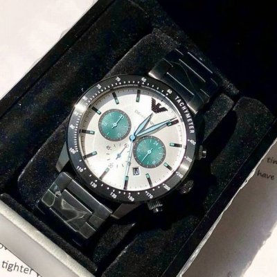 原厂阿玛尼 Armani 石英男表，新款！本年度最火的男神款！Ar11454，时尚立体质感，多功能计时石英码表，进口石英机芯，时尚潮流范十足！30米生活防水，表