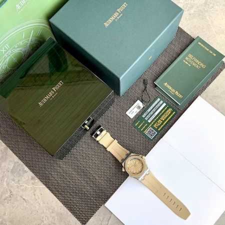 爱彼！最新款 奶茶色 三码合一 15710系列！皇家橡树离岸型 男士全自动机械腕表 ，吊牌，保卡，底壳码三码合一，316L精钢表壳，表盘尺寸42Mm 厚14Mm - 点击图像关闭