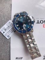 Tissot 天梭 海星系列 T120.407. 41 搭配原装瑞士天文台认证C07.811机芯摆轮甲板上面带的Si标80储存动力自动机械男表。新款T120机械