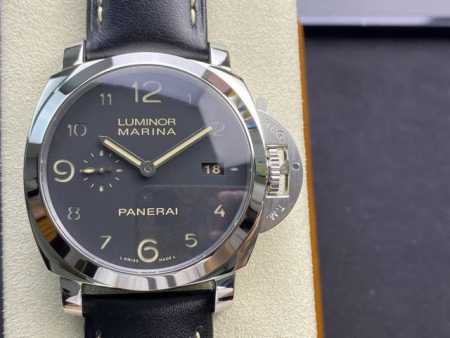 Vs 沛纳海V2升级版Pam00359Pam359。经过两年多的研发，克隆了原装全自动P.9000机械机芯，通过背面透底可以看出避震器摆轮位置改到了7点钟对应的 - 点击图像关闭