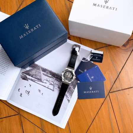 玛莎拉蒂 Maserati独家首发 原厂流出几十个 这个品牌估计没有人会去仿！支持验货 爆款来袭 火热登场玛莎拉蒂 菱角有致 霸气十足[月亮]登场！ 表经43M - 点击图像关闭