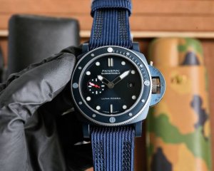 新款V7沛纳海 深爱“纳海”再出新面 实力“好工艺”“好品质”自然“好口碑” 有一种般“沛”叫绝对般沛 敢爱敢当 ，沛纳海 尽显男人魅力 军人挚爱手表 个性 运