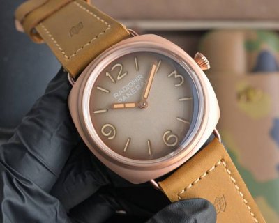 沛纳海 panerai 弧型镀膜玻璃 44Mm*16Mm 头层牛皮表带搭配原装针扣 手动机械 一款来自硬汉的手表