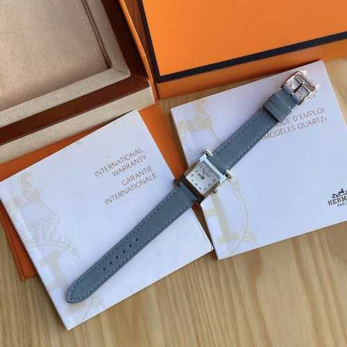 新款首发 Hermes爱马仕heure H系列 搭载瑞士eta原装石英机芯 表壳采用进口316L精钢 表盘尺寸小号 21*21Mm Barenia小牛皮表带 柔