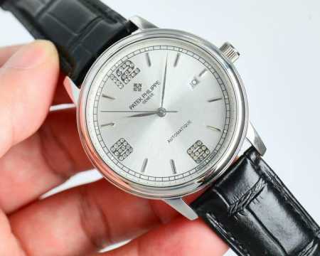 金+50 〔最新爆火百达翡丽 Patek Philippe 采用独特的表盘设计 搭配而来的是更高档奢华的腕表， 初识百达翡丽必憧憬有朝一日能拥有它，戴上百达必顺 - 点击图像关闭
