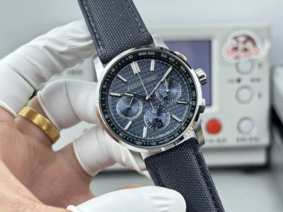 白 -金 Ap皇家橡树26048离岸型41爱计时机械腕表 1.壳套按照原装开模多道工序顶级处理 2.一体字面立体工整的盘面“饼干纹理”和原装一模一样 3:316