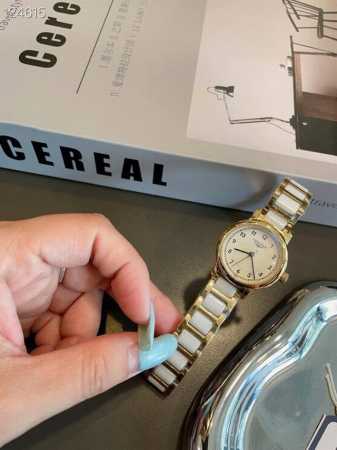 浪琴小金表 低调又不失细节的美，上手不撞款，当你觉得今天的首饰配不上你的穿搭的时候选他就对了，时尚百搭绝绝子！ - 点击图像关闭