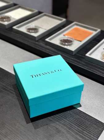 家居氛围感咖啡杯！ 这款Ote意式复古风咖啡保温杯， 容量刚好容纳一杯咖啡或茶饮。 忙碌工作间隙，能方便地补充水分。 小巧身形，放在办公桌上也显得整洁。双重密封 - 点击图像关闭