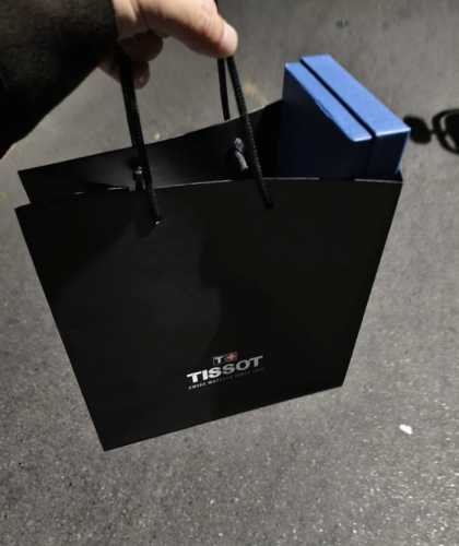 新年礼物选了天梭超级玩家prx机械蓝盘 实物质感超棒的！ 没想到还给我带来了好运，回家娱乐，全靠它给我好运，入手的已经回本啦，这表值[赞R]