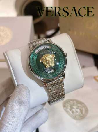 金黑+20 Versace 新款 范思哲 V-Tribute系列，3D立体的美杜莎头像摄人心魂，头像上方Verssce标识印记范思哲的品牌格调，简约盘面搭配矩形 - 点击图像关闭