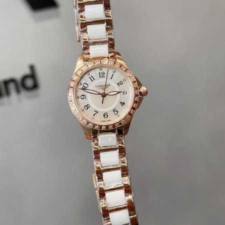 间陶瓷白壳 金 品牌 浪琴 Longines最新推荐 类型 女士腕表 表壳 316精钢 做工优质 表带 进口真牛皮 精钢间陶瓷带 两种可选 机芯 进口机芯 走时 - 点击图像关闭
