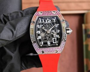 理查德米勒 Richard Mille Rm067全新工艺时尚更前卫镂空设计最新特别款 矿物质防刮镜面玻璃 配置316L精钢表壳 耐磨天然进口橡胶表带 全自动进