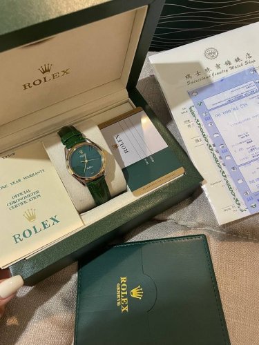 劳力士－Rolex 新款女装机械腕表 进口西铁城 8215机 316L精钢壳套 蓝宝石玻璃镜面 直径33Mm 厚度11Mm 真牛皮表带 原版针扣 尊贵奢华 气质