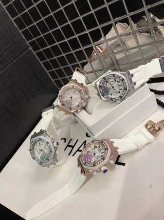 白 金 爱彼 Audemars Piguet Lady Tapisserie 全新设计 格纹装饰赋予皇家橡树离岸型系列腕表 瑞士石英机芯 进口橡胶表带搭配原装折 - 点击图像关闭