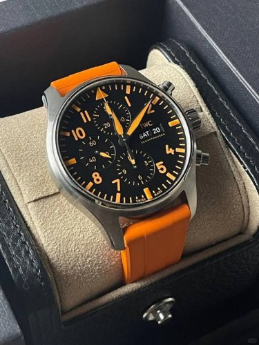Tws Factory 橙色风暴 万国 Iwc 飞行员系列 Iwcamg工程师强强联手 骚气十足 Iwc万国飞行员新款Iw388108 1.腕表采用904精钢搭