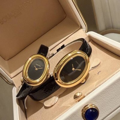 中号金 Mini 卡地亚 浴缸系列Mini尺寸来啦迷你世界优雅代表 Baignoire浴缸系列腕表，典雅欧风浴缸形状，完美演绎卡地亚的经典美学，涌现腕表设计的焕