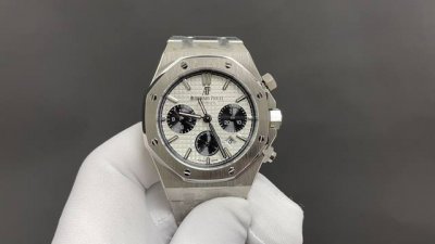 Ap 爱彼 皇家橡树系列26331Or计时码表，采用同正品一致 6字位小秒 7750计时机芯，9点位跟24小时，316精钢表壳通过拉丝和部分抛光打磨处理之后，展