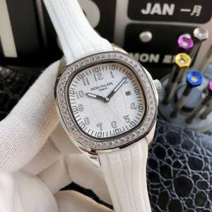 统一价： 品牌：百达翡丽----尊贵高端男表 ！奢华大气类型，精品顶级男士腕表，顶级机械机芯 稳定顶级316精钢耐用矿物质超强镜面玻璃 高清，耐磨立体感强 独特