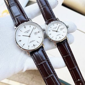 FFF-金 钢带+20。 实物拍摄 品牌： 浪琴-LONGINES 类型：情侣对表 表壳：316精钢 做工优质 表带：进口小牛皮 316精钢 两种可选 机芯：进