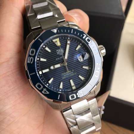 可以订做专柜查验码 批: 原盒:50 爆款有货，Original Tagheuer,泰格豪雅竞潜系列机械表，专柜 0。 ~43Mm表径，蓝宝石镜面，超强夜光指针 - 点击图像关闭