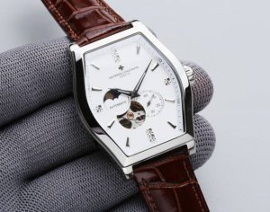 白皮p 本品均已严格经过防水压力测试，防水可达120米 江诗丹顿 马耳他系列 搭载原装进口8217原装机芯 0返修0售后 ，采用超a精钢壳套 做工精细，防水